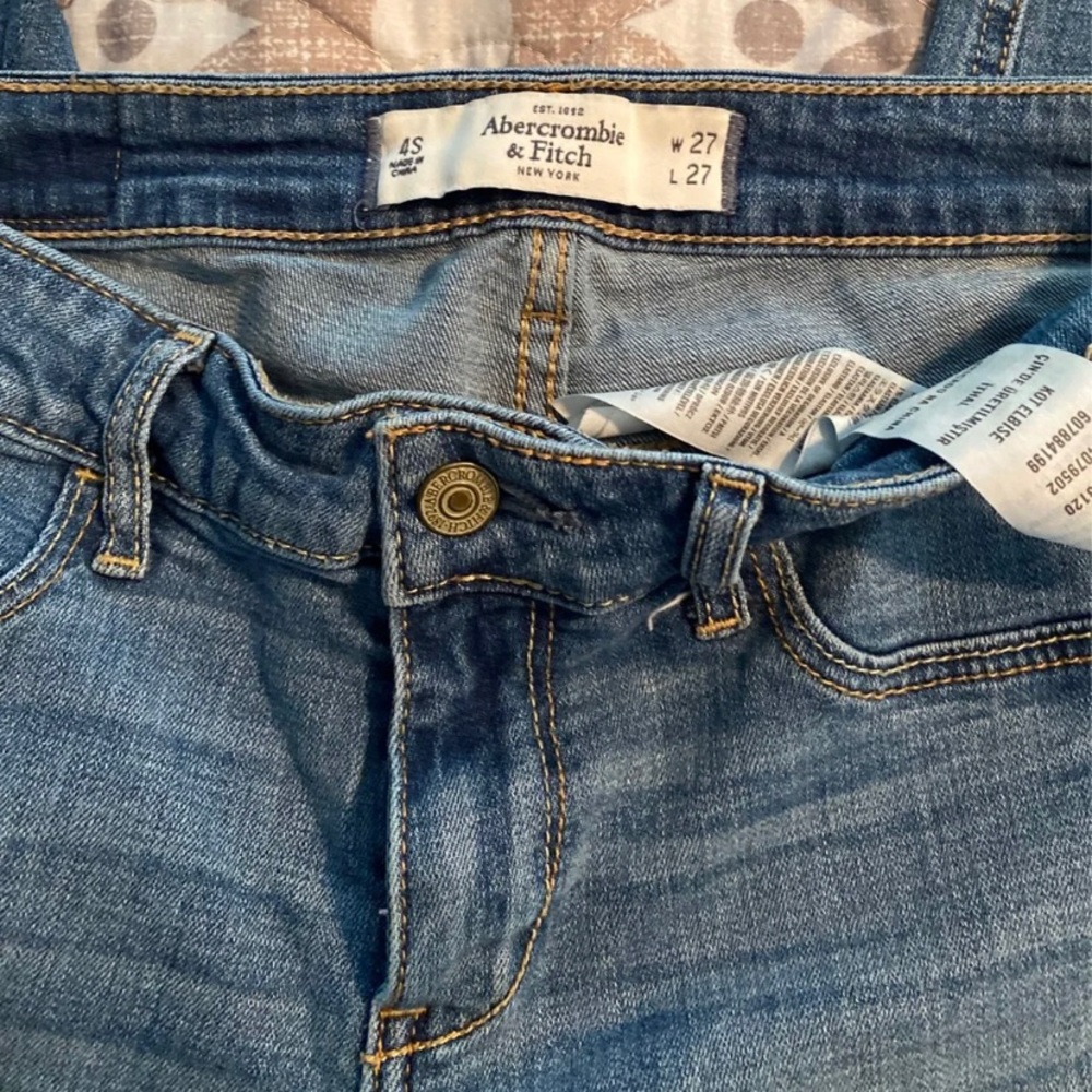 A&F jeans bundle - Picture 4 of 11